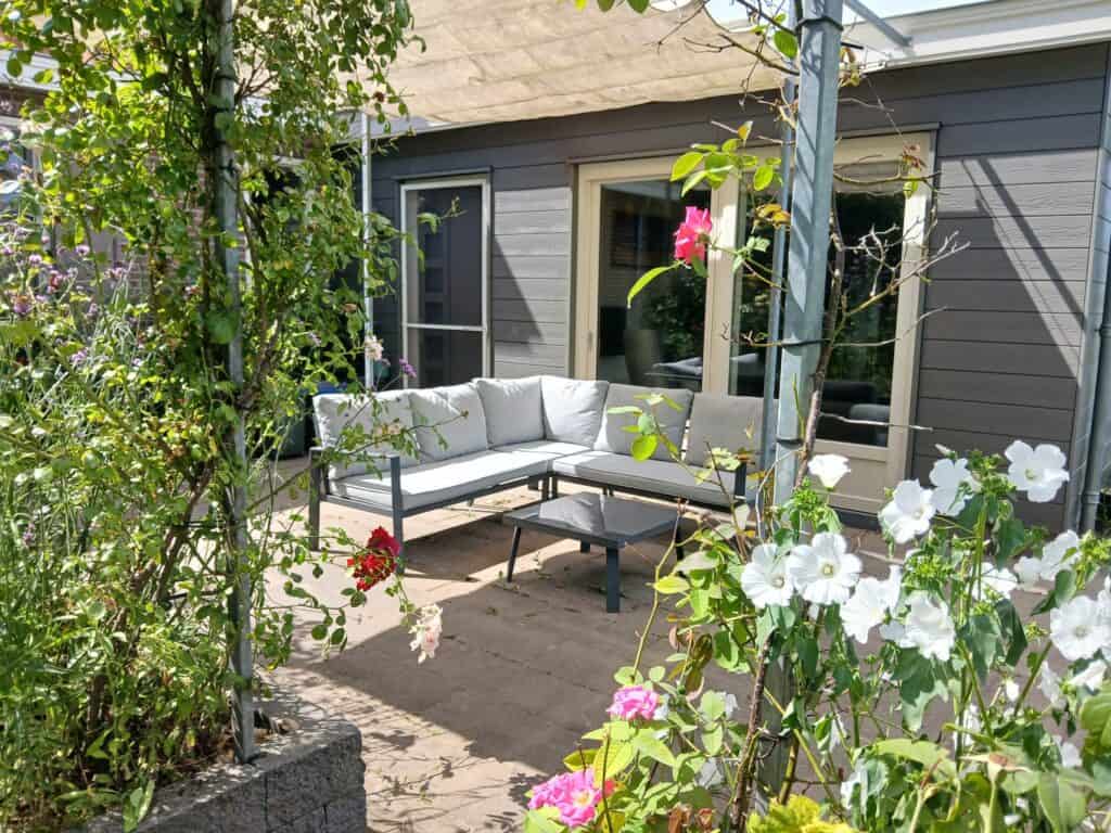 Terras bij B&B 't Veld